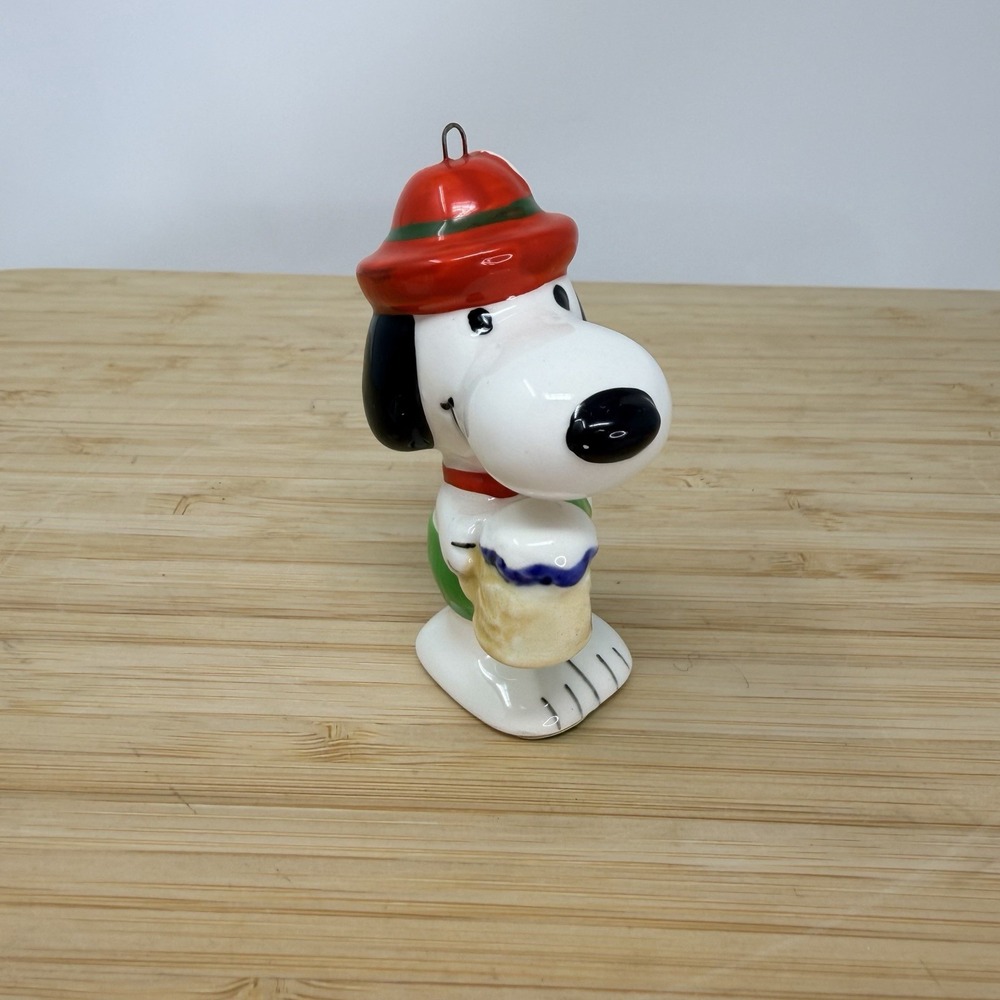 Vintage UFS Snoopy Peanuts Beer Ceramic Ornament International Series GERMANY